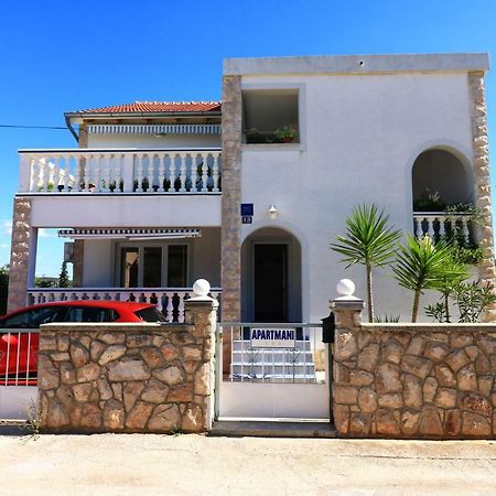 Apartments Slađana Jezera Ngoại thất bức ảnh