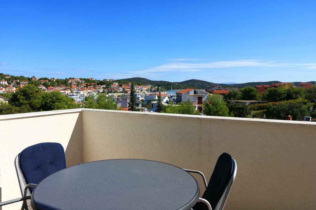 Apartments Slađana Jezera Ngoại thất bức ảnh