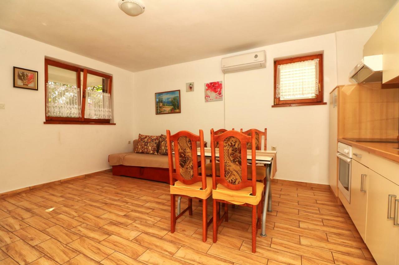 Apartments Slađana Jezera Ngoại thất bức ảnh