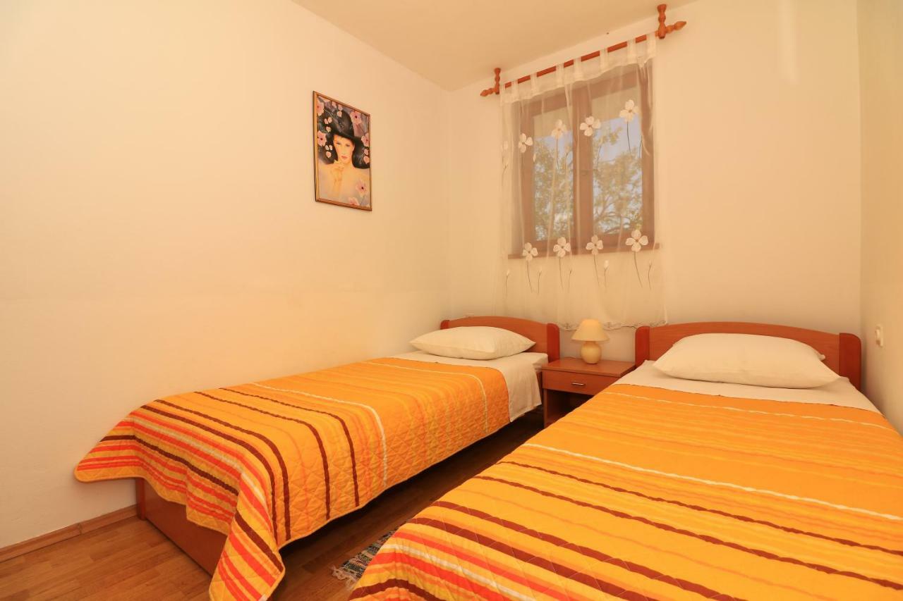 Apartments Slađana Jezera Ngoại thất bức ảnh